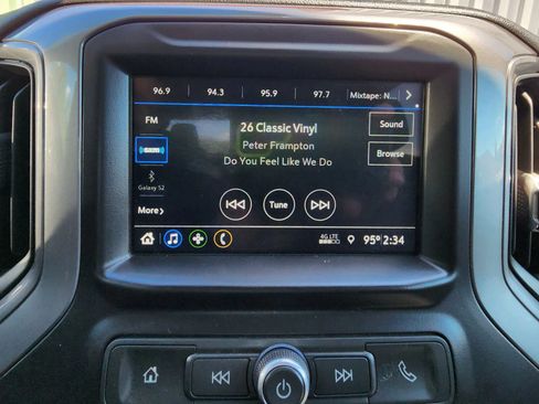 Used 2019 Chevrolet Silverado 1500 Custom w/ Custom Value Package AWD/4WD image 30