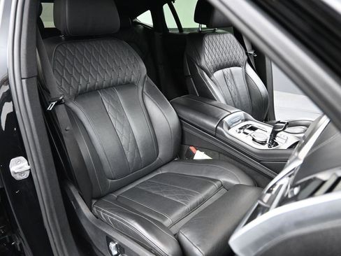 Used 2020 BMW X6 xDrive40i w/ Executive Package image 27