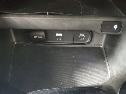 Used 2023 Kia Soul GT-Line image 21