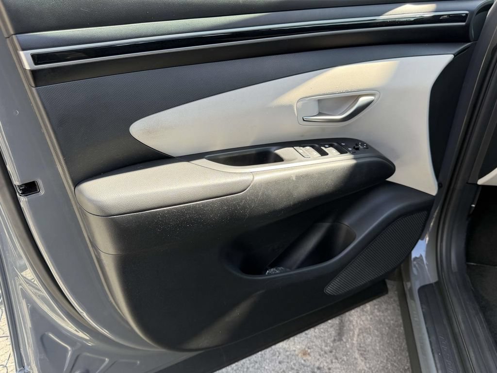 Certified 2024 Hyundai Tucson SE AWD/4WD image 16