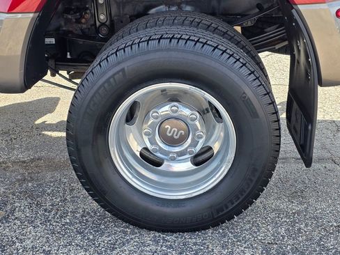 Used 2019 Ford F350 King Ranch w/ King Ranch Ultimate Package image 12