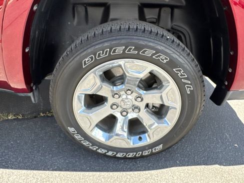 Used 2025 RAM 1500 Big Horn AWD/4WD image 11