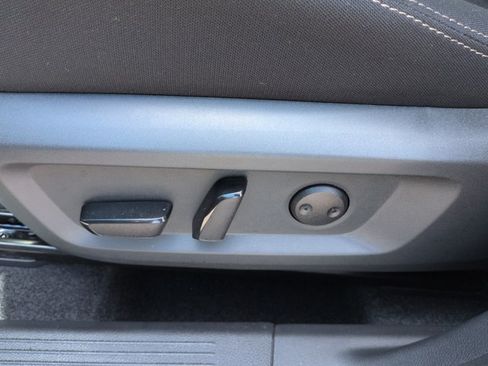 Used 2026 Nissan Rogue SV FWD image 21
