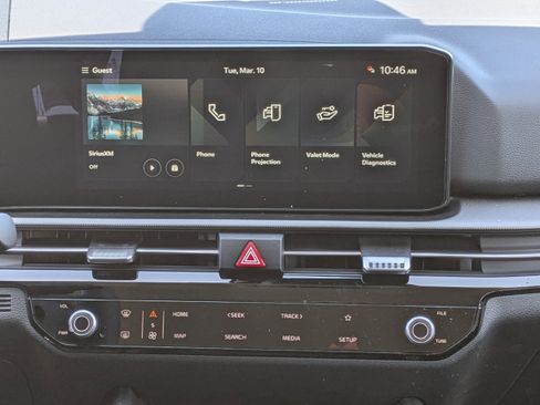 New 2026 Kia Sportage LX FWD image 21
