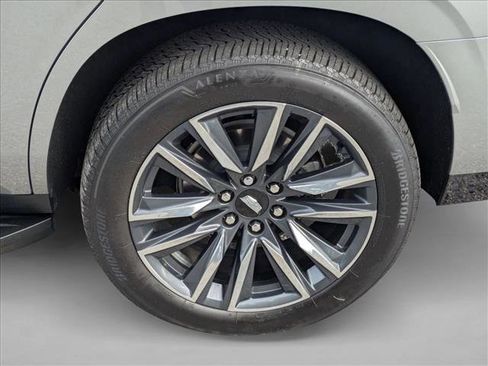 Used 2023 Cadillac Escalade Sport Platinum w/ Heavy-Duty Trailer Package image 27