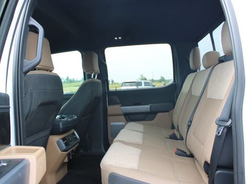 Used 2022 Ford F150 XLT w/ Equipment Group 302A High AWD/4WD image 18
