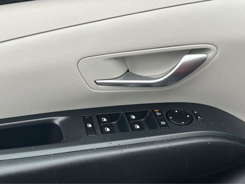New 2025 Hyundai Tucson SE AWD/4WD image 29
