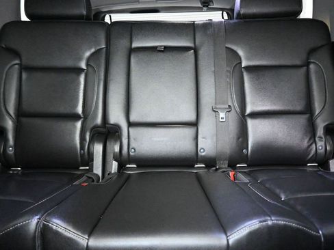 Used 2020 Chevrolet Tahoe LT image 30