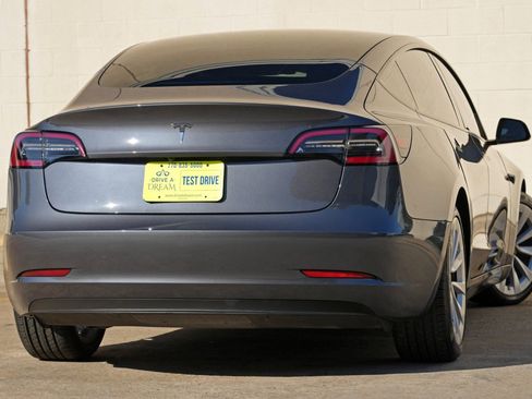 Used 2023 Tesla Model 3 Standard Range RWD image 5