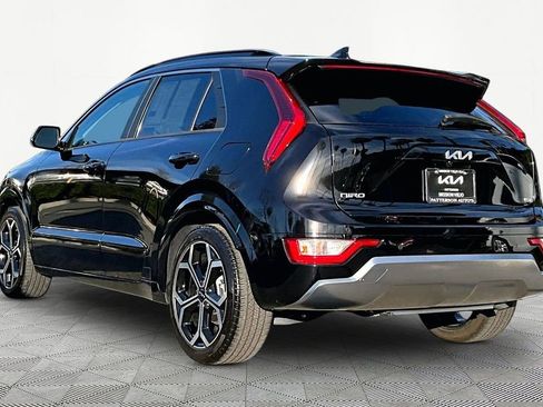 Certified 2023 Kia Niro EX Touring image 6