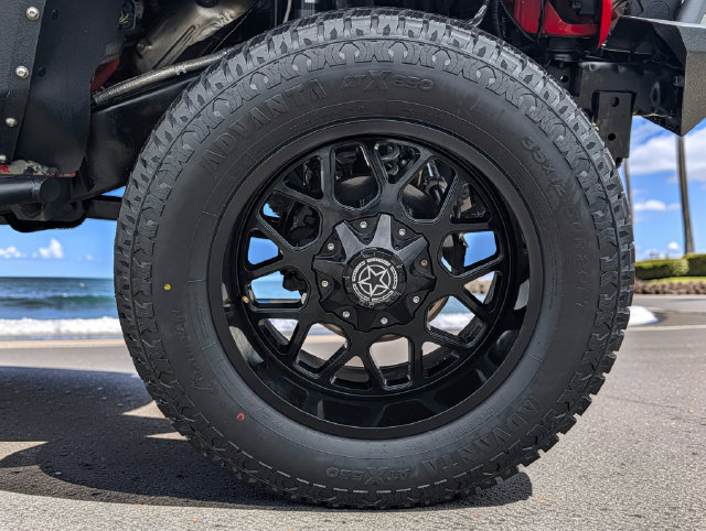 Used 2018 Jeep Wrangler Unlimited Sport S AWD/4WD image 8