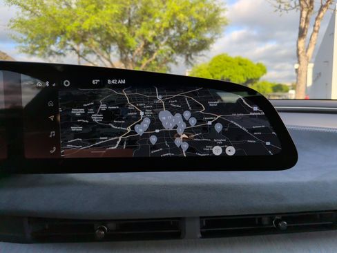 Used 2022 Lucid Air Dream Edition image 14