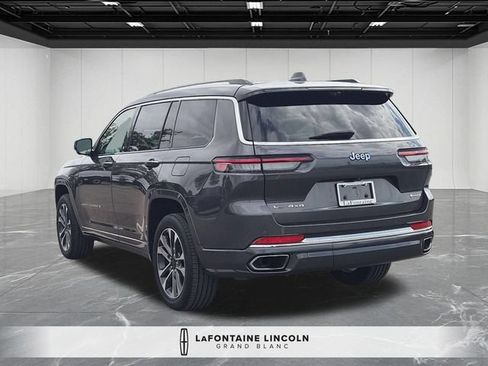 Used 2021 Jeep Grand Cherokee L Overland w/ Luxury Tech Group IV AWD/4WD image 3