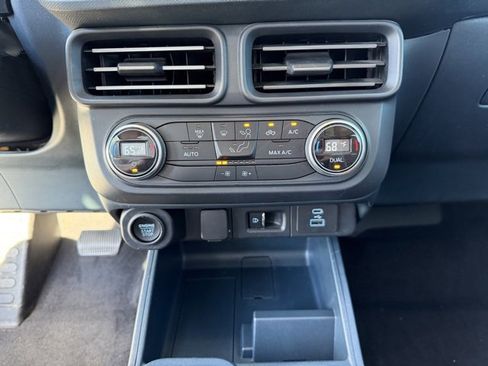 Certified 2022 Ford Maverick Lariat image 17