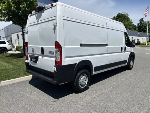 Used 2025 RAM ProMaster 2500 w/ Convenience Group FWD image 8