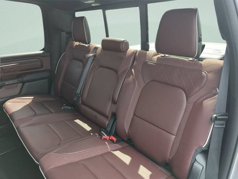 Used 2025 RAM 1500 Limited AWD/4WD image 25