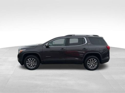 Used 2017 GMC Acadia SLE image 9