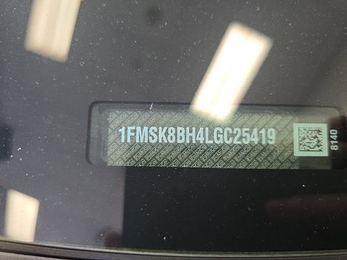 Used 2020 Ford Explorer 4WD image 3