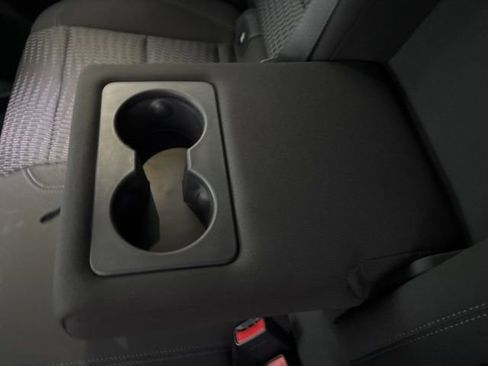 New 2026 Chevrolet Equinox LT w/ Safety and Technology Package AWD/4WD image 32