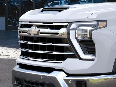 New 2026 Chevrolet Silverado 2500 LTZ w/ LTZ Plus Package AWD/4WD image 13