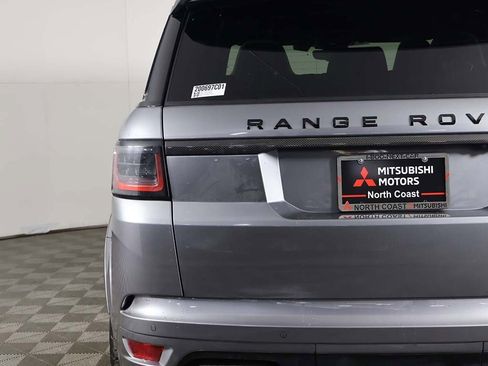 Used 2022 Land Rover Range Rover Sport SVR image 20