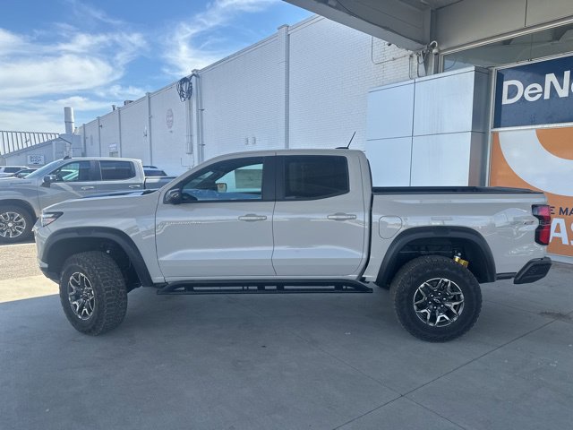 New 2026 Chevrolet Colorado ZR2 w/ Technology Package AWD/4WD image 8