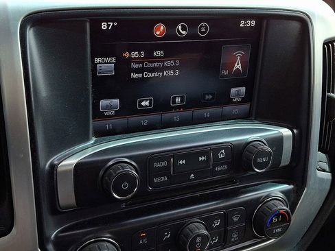 Used 2016 GMC Sierra 1500 SLE w/ SLE Value Package image 17