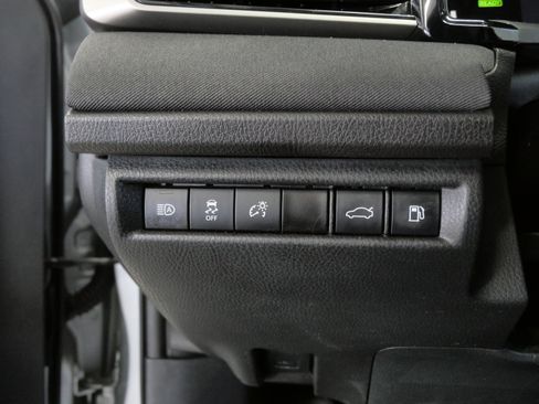 Certified 2025 Toyota Camry LE image 28