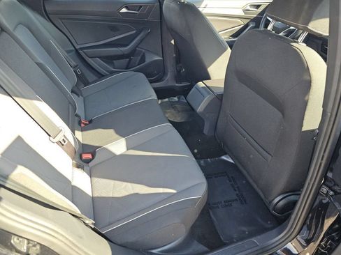 Used 2025 Volkswagen Jetta Sport FWD image 5