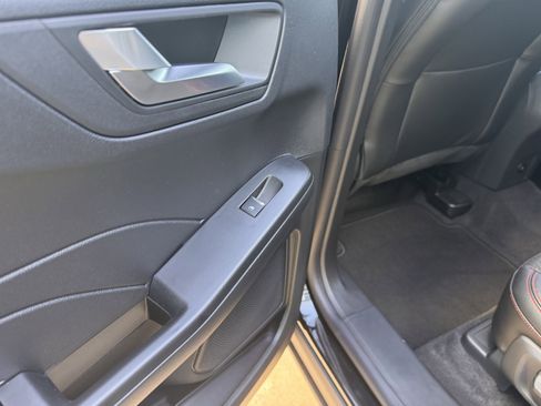 New 2026 Ford Escape ST-Line w/ Cold Weather Package image 19