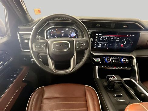 Certified 2023 GMC Sierra 1500 Denali Ultimate AWD/4WD image 6