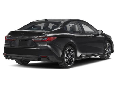 Certified 2025 Toyota Camry XLE AWD/4WD image 2