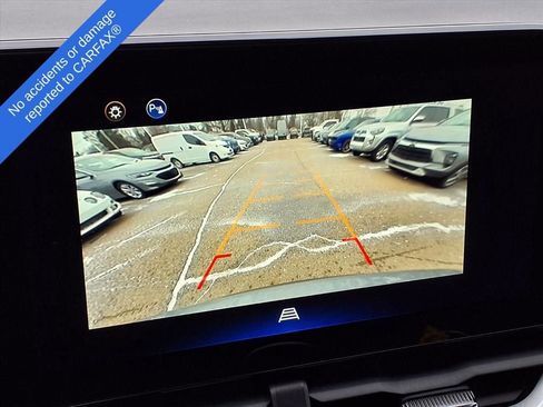 Used 2025 Chevrolet Equinox LT image 24