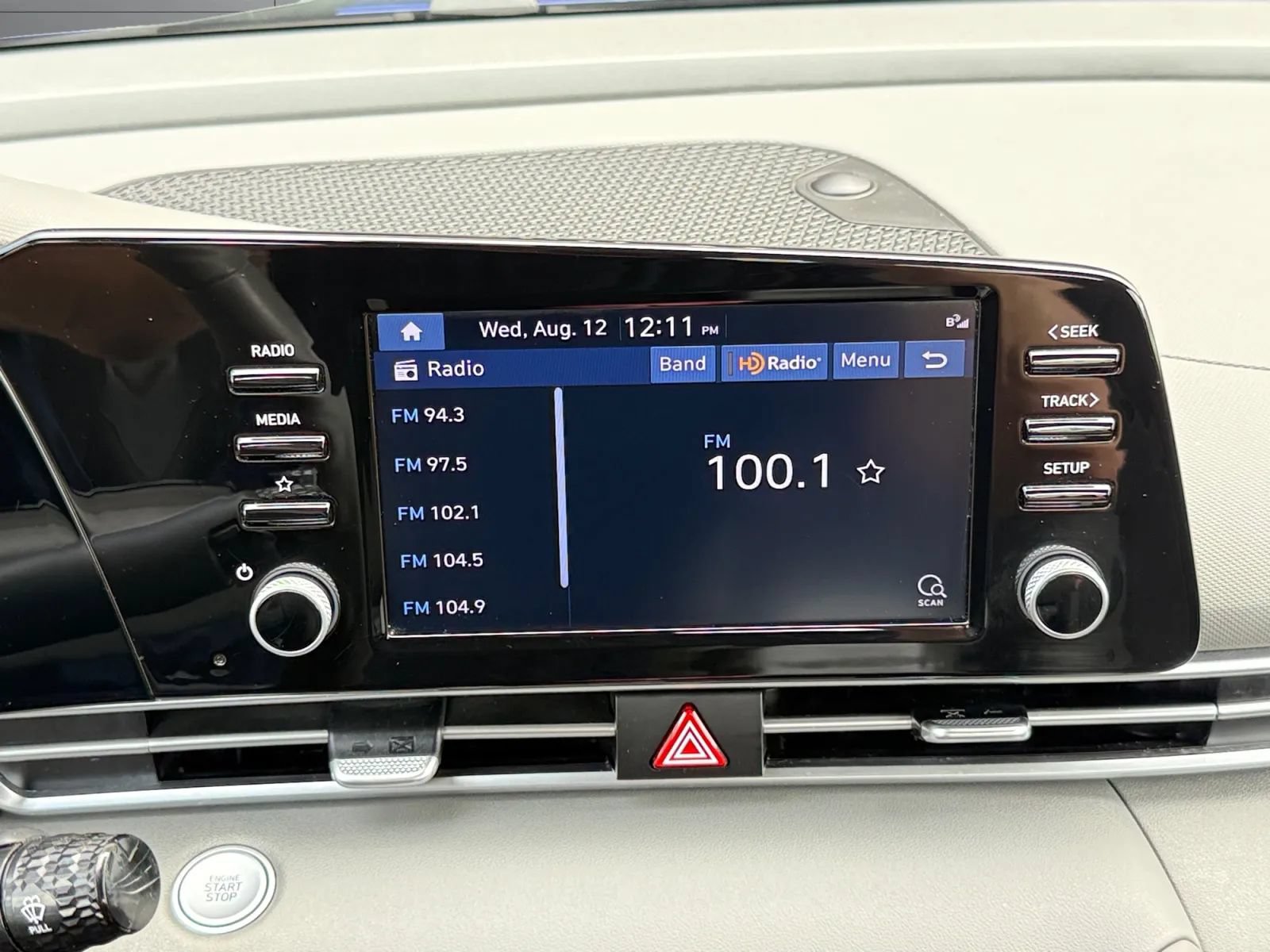 Used 2021 Hyundai Elantra SEL w/ Convenience Package FWD image 29