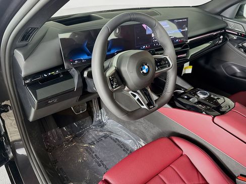 New 2026 BMW 530i RWD image 9