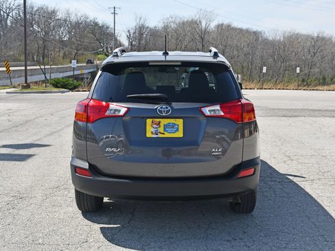 Used 2015 Toyota RAV4 XLE AWD/4WD image 7