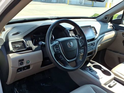 Certified 2023 Honda Ridgeline RTL image 5