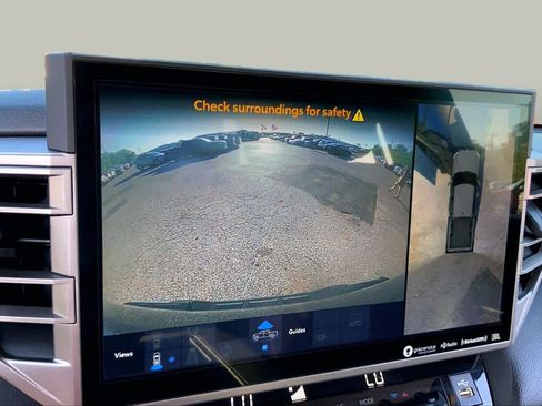 Used 2023 Toyota Tundra Limited AWD/4WD image 27