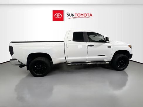 Used 2020 Toyota Tundra SR5 w/ SR5 Upgrade Package RWD image 2