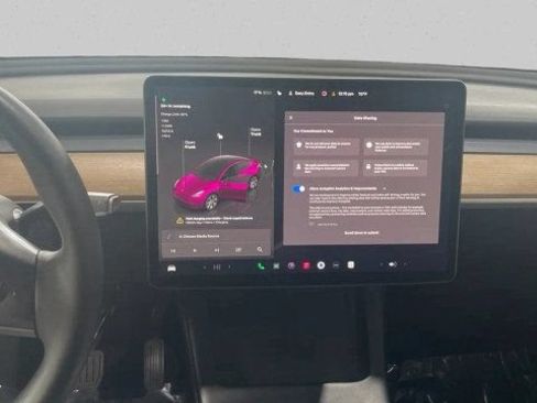 Used 2023 Tesla Model Y Long Range AWD/4WD image 19