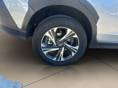 Used 2024 Subaru Crosstrek 2.0i Premium AWD/4WD image 32