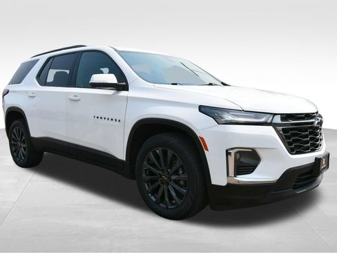 Used 2023 Chevrolet Traverse RS AWD/4WD image 10