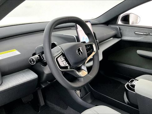 New 2026 Volvo EX30 Plus w/ Protection Package Premier AWD/4WD image 23