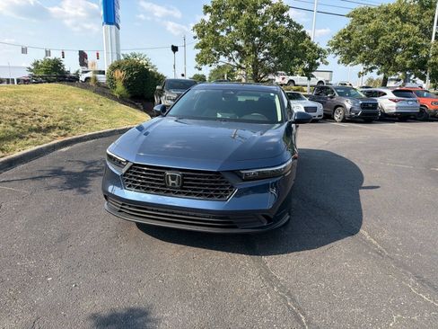 Used 2024 Honda Accord EX image 26