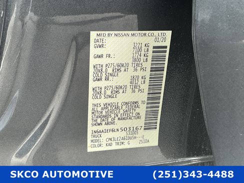 Used 2020 Nissan Titan SL w/ Moonroof Package image 28