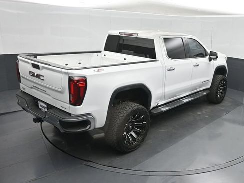 Used 2021 GMC Sierra 1500 SLT AWD/4WD image 37
