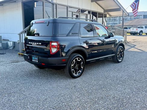 Used 2021 Ford Bronco Sport Outer Banks AWD/4WD image 3