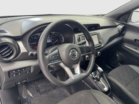Used 2020 Nissan Kicks S FWD image 18