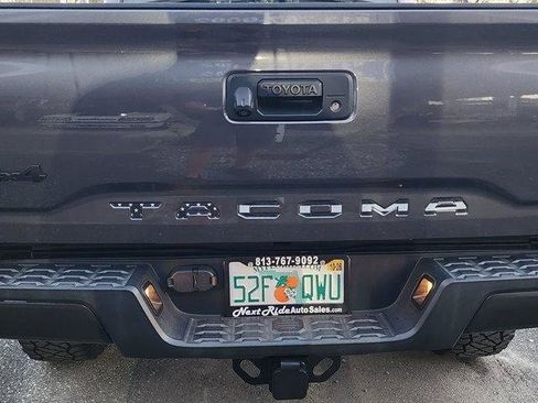 Used 2017 Toyota Tacoma SR5 w/ Tow Package image 16