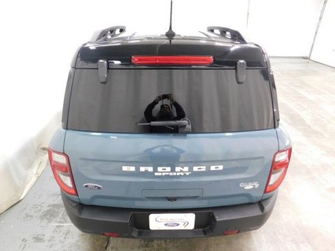 Used 2022 Ford Bronco Sport Badlands image 4
